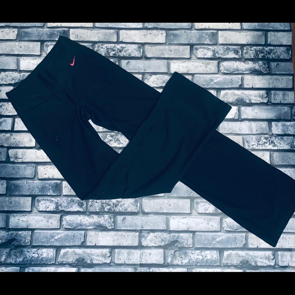 Nike Dri Fit No More Plastic Bottles yoga pants